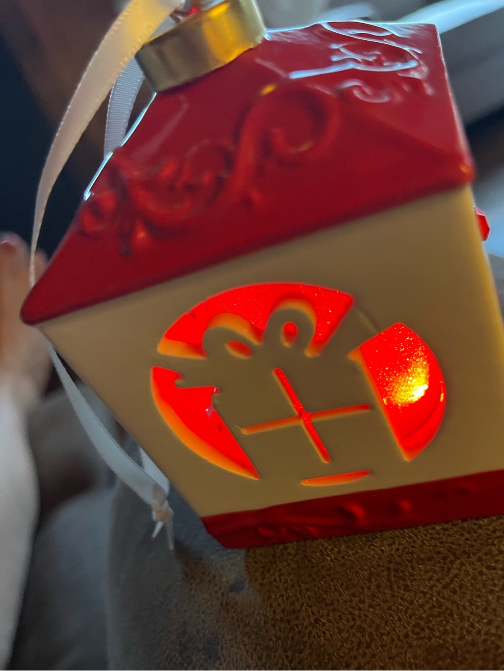 NEW IN BOX Lightscapes Porcelain Christmas Display Ornament.  LED COLOR CHANGE